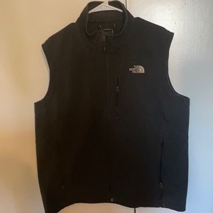 Black north face eco vest